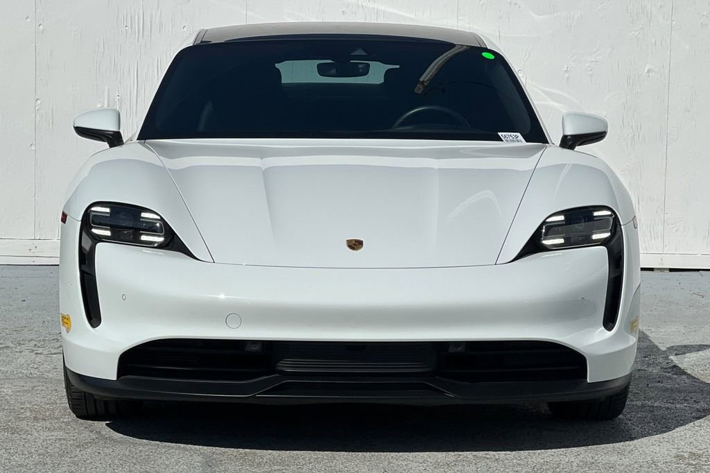 Used 2021 Porsche Taycan 4S image 8