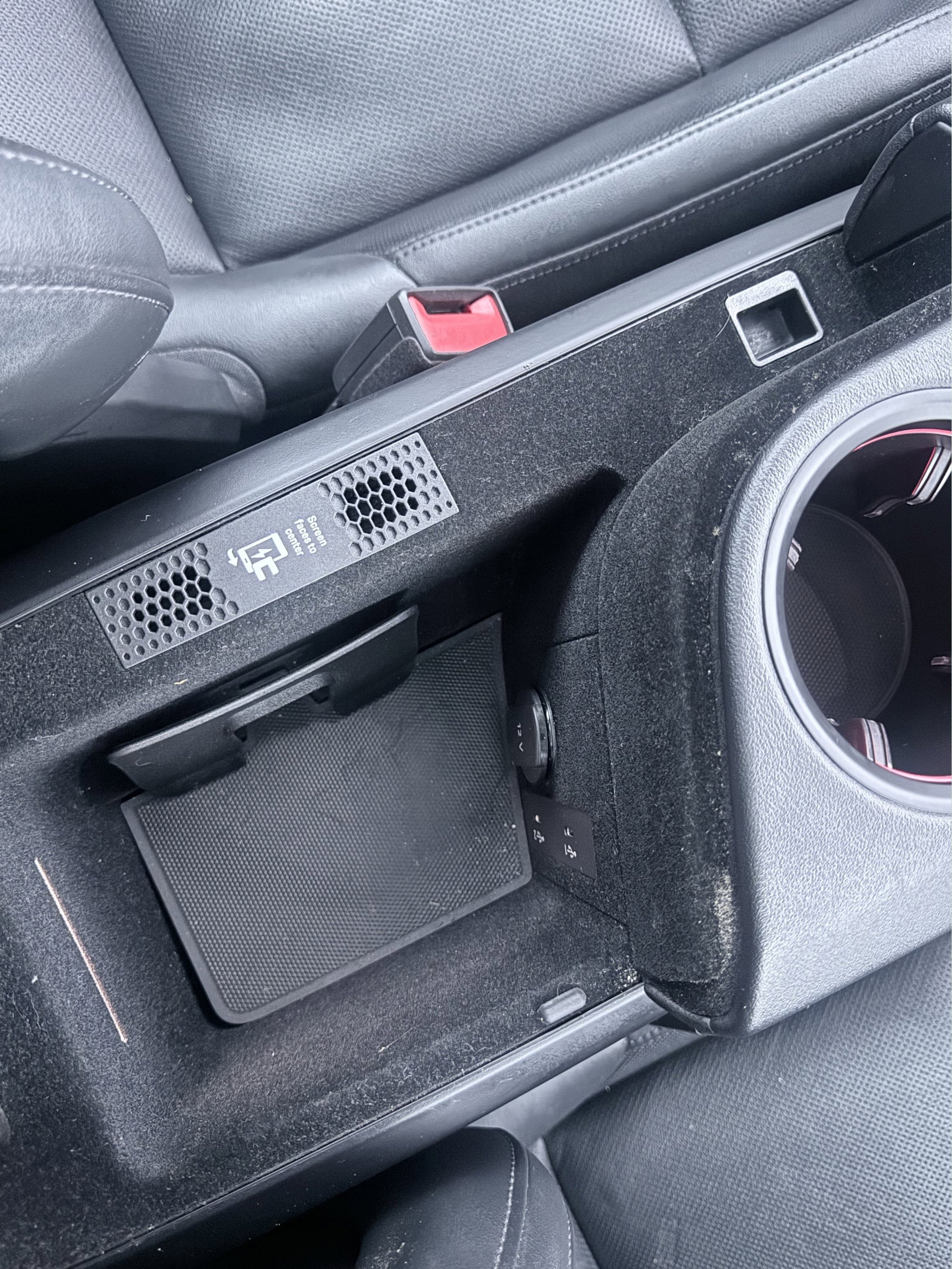 Used 2023 Porsche Taycan image 36