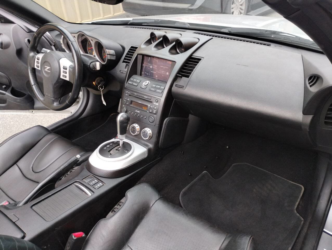 Used 2006 Nissan 350Z Touring image 15