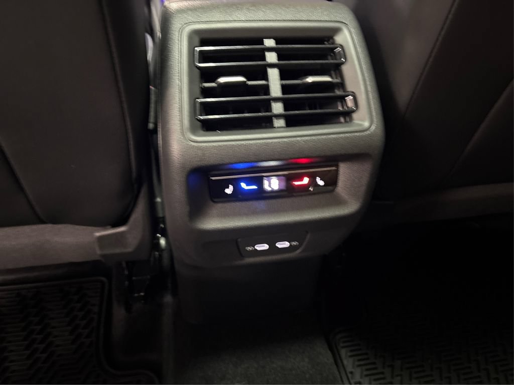 Used 2025 Volkswagen Tiguan SEL R-Line AWD/4WD image 37