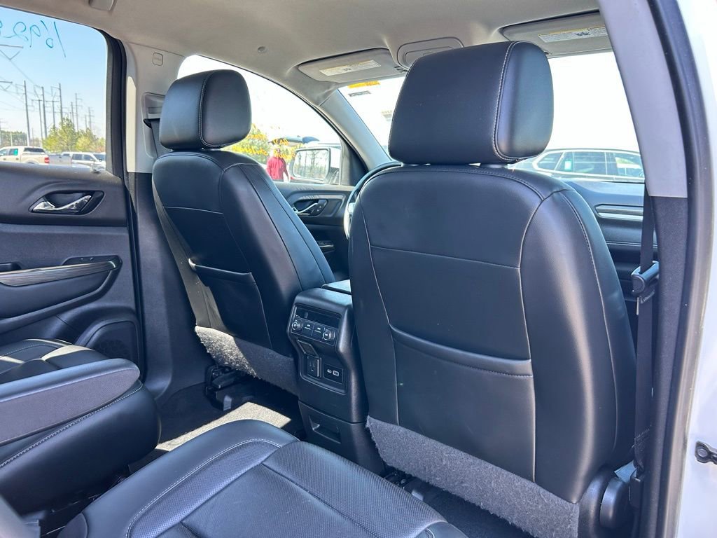 Used 2020 GMC Acadia SLT image 17