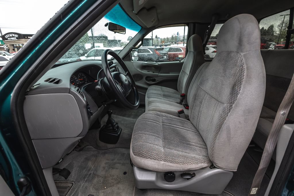 Used 1998 Ford F150 XLT image 21