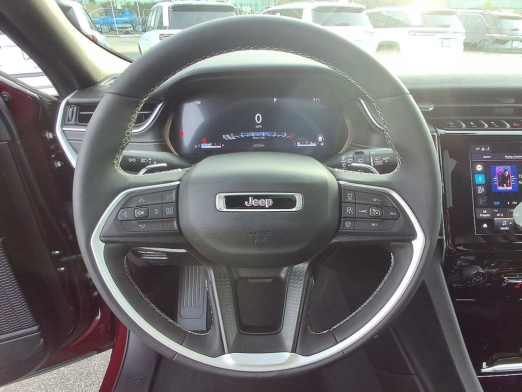 Used 2024 Jeep Grand Cherokee Altitude AWD/4WD image 22