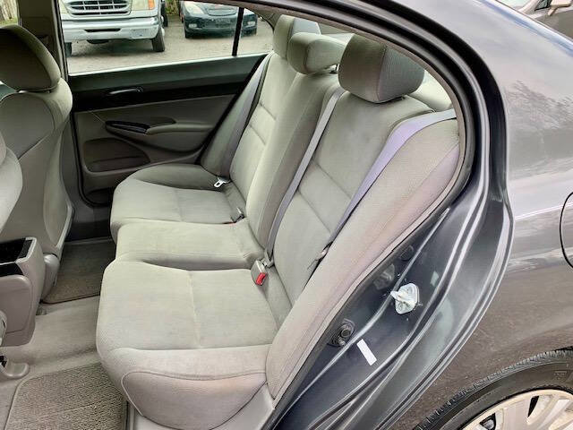Used 2011 Honda Civic DX-VP image 22
