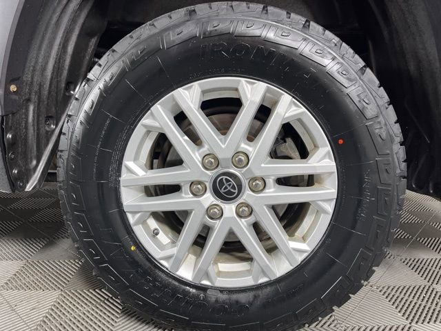 Used 2023 Toyota Tundra SR5 w/ SR5 Premium Package AWD/4WD image 11
