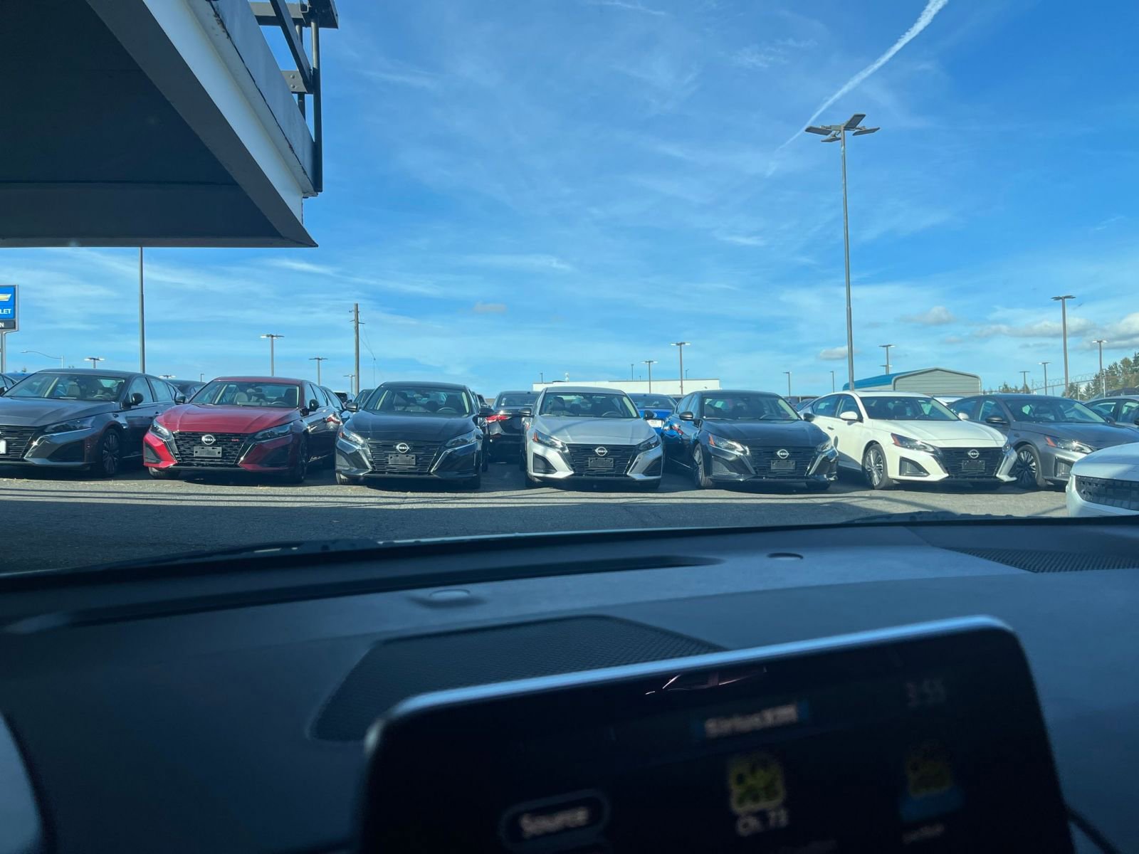 Used 2024 Nissan Altima 2.5 SV image 18