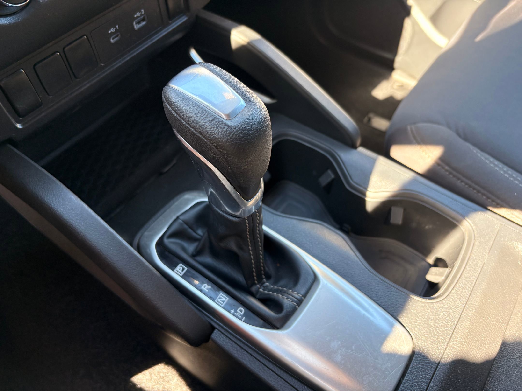 Used 2023 Nissan Frontier SV image 17