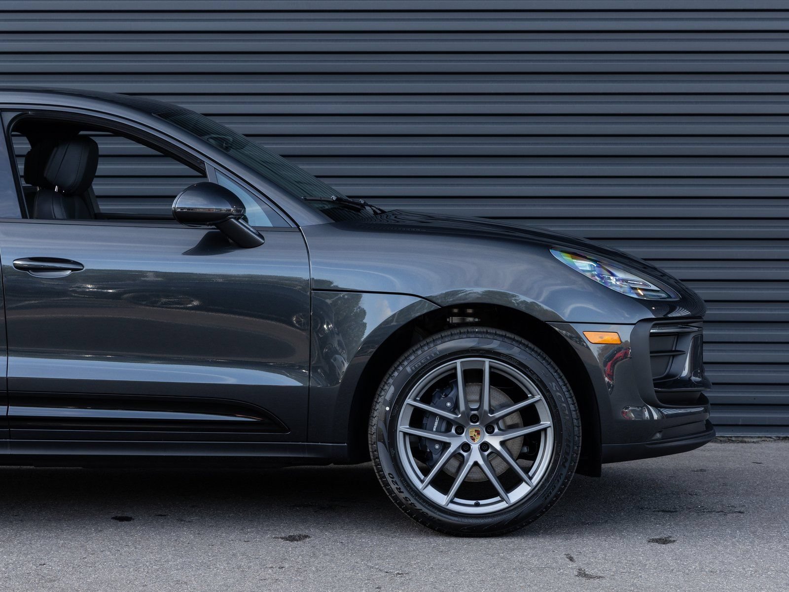 New 2026 Porsche Macan AWD/4WD image 9