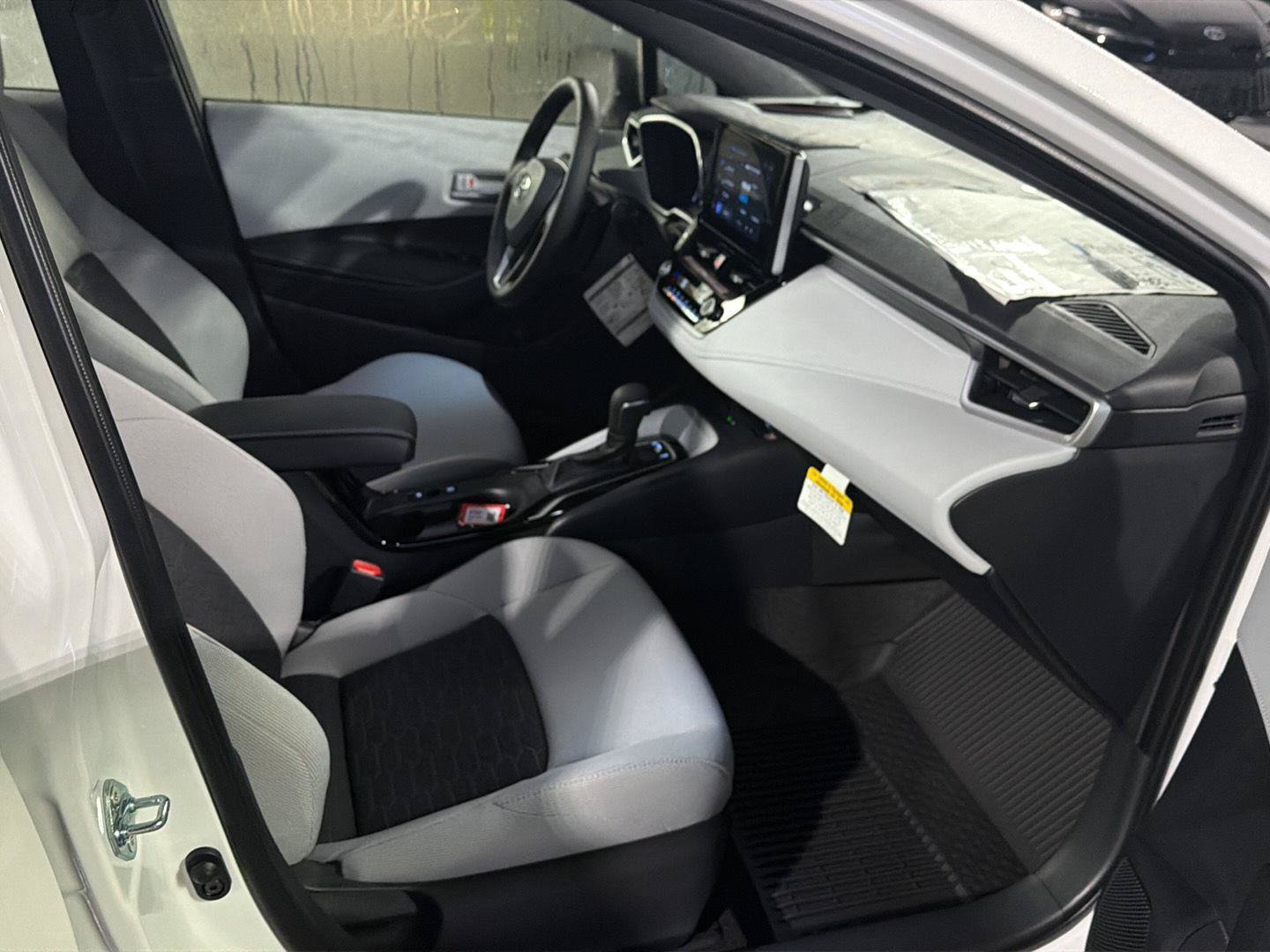 New 2027 Toyota Corolla SE FWD image 13