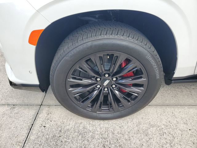 New 2024 Cadillac Escalade ESV V w/ LPO, ONYX Package AWD/4WD image 18