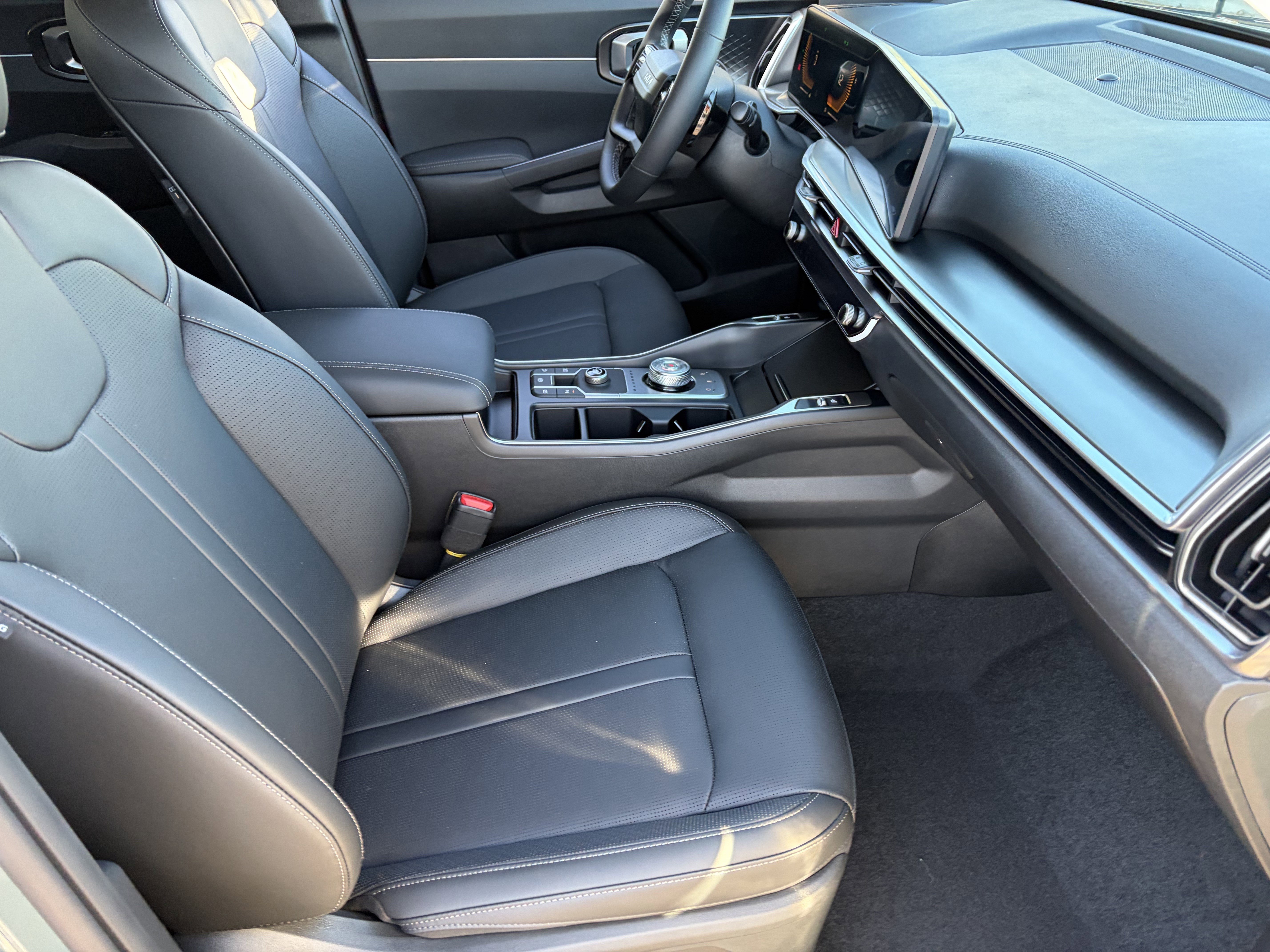 New 2026 Kia Sorento EX FWD image 9