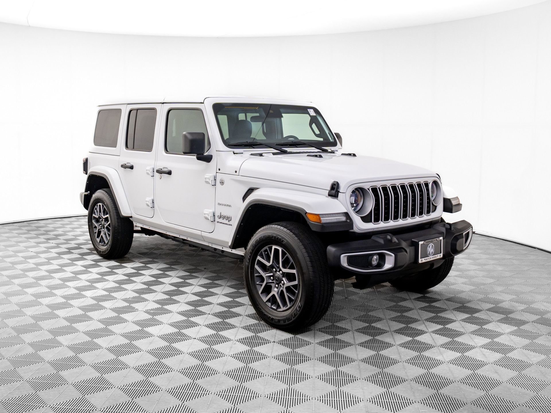 Used 2024 Jeep Wrangler Sahara image 8