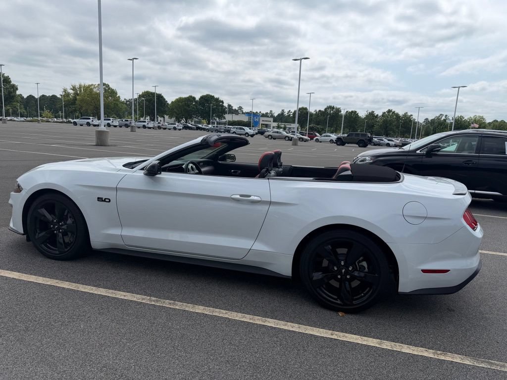 Used 2022 Ford Mustang GT Premium w/ Equipment Group 401A RWD image 49