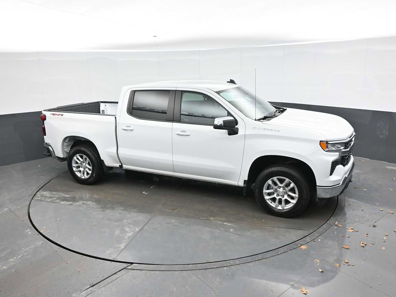 Used 2022 Chevrolet Silverado 1500 LT image 35