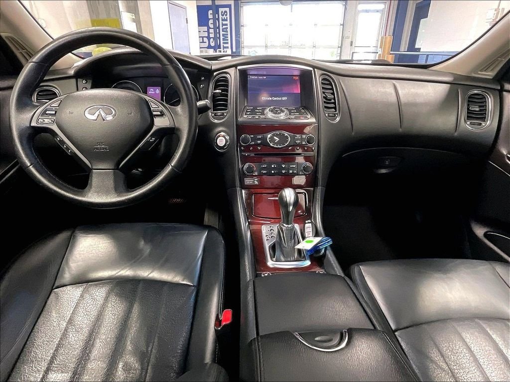 Used 2017 INFINITI QX50 AWD w/ Premium Plus Package image 21