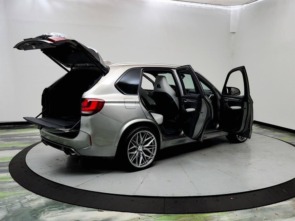 Used 2017 BMW X5 M AWD/4WD image 11