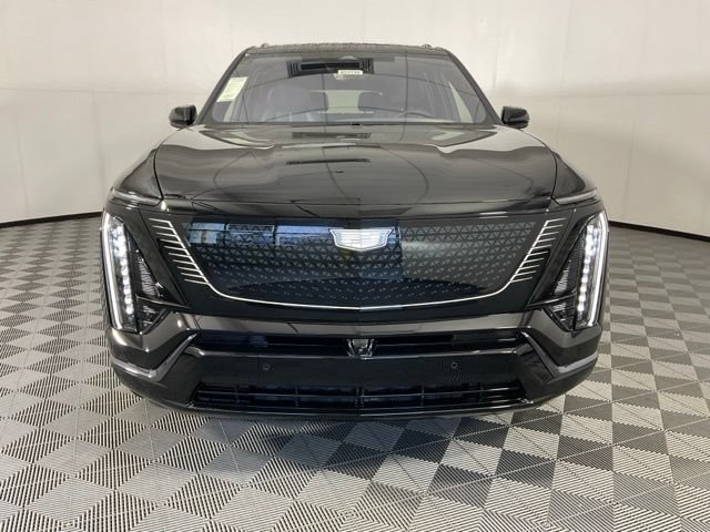 New 2027 Cadillac Vistiq Luxury w/ LPO, Floor Liner Package AWD/4WD image 2