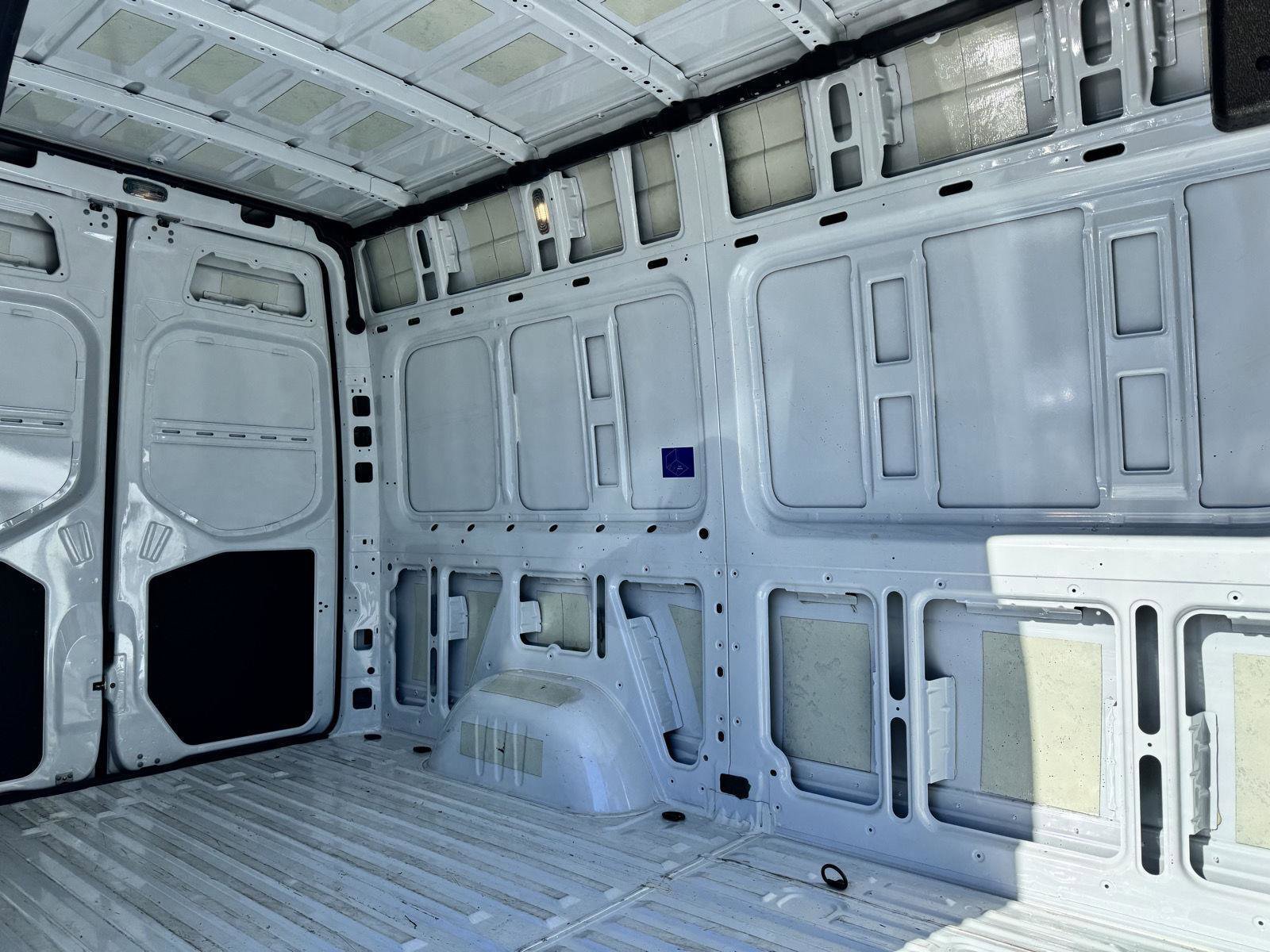 Used 2025 Mercedes-Benz Sprinter 2500 image 27