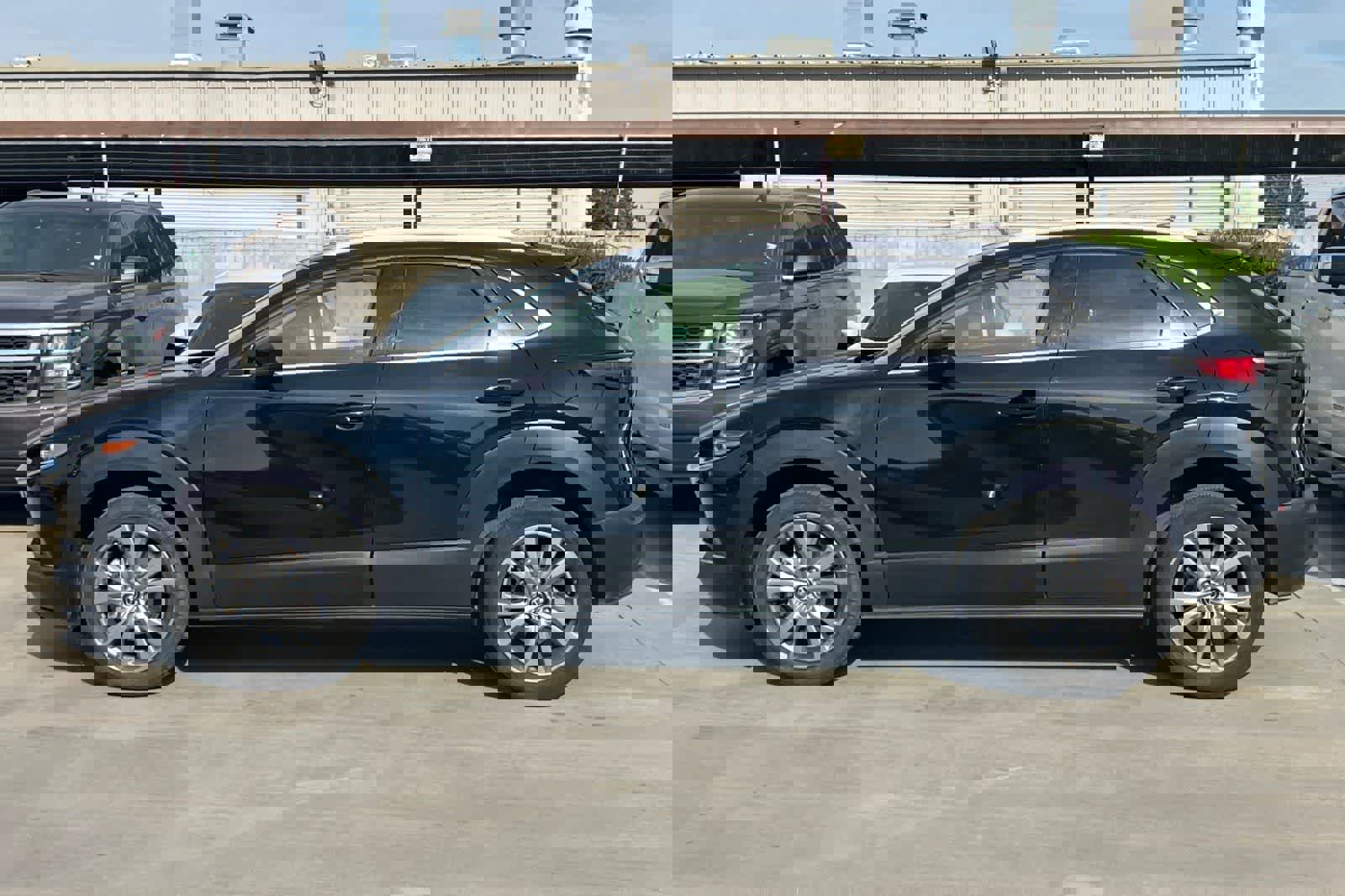 Used 2024 MAZDA CX-30 AWD 2.5 S w/ Premium Package image 6