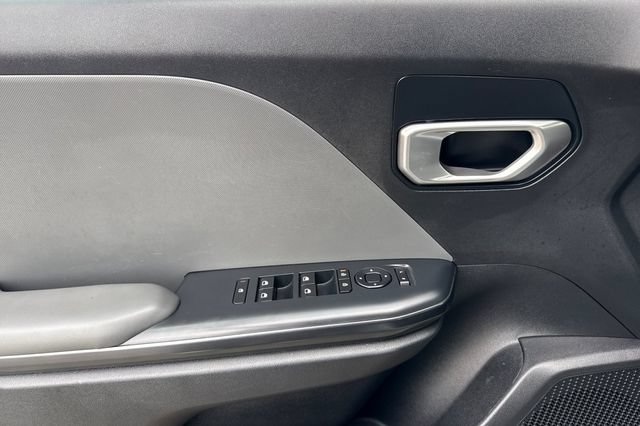 Certified 2025 Kia K4 FWD image 13