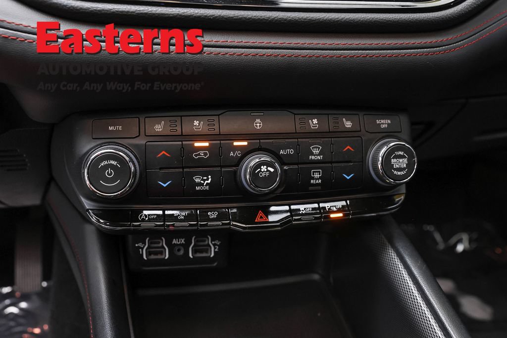 Used 2024 Dodge Durango GT AWD/4WD image 20
