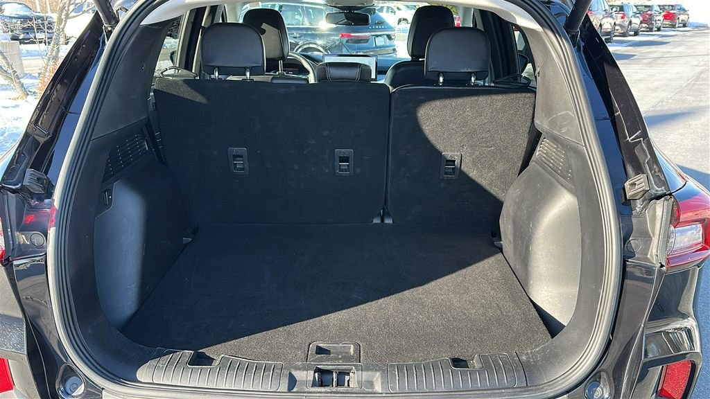 Used 2024 Ford Escape Platinum image 28