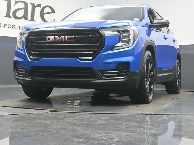 Used 2024 GMC Terrain SLE w/ Driver Convenience Package image 54