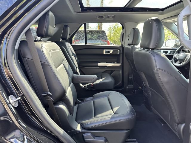 Certified 2023 Ford Explorer XLT w/ Equipment Group 202A image 37