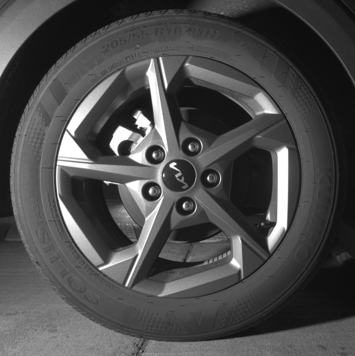 Used 2025 Kia K4 LXS image 15