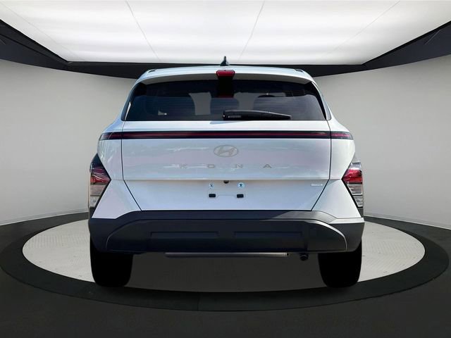 New 2026 Hyundai Kona SE image 6