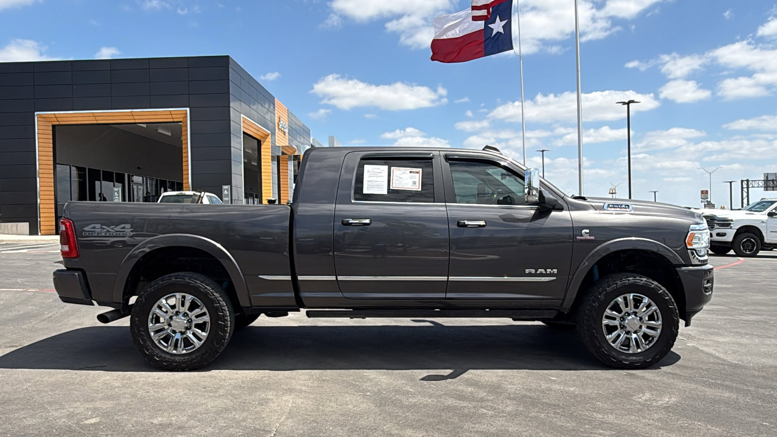 Certified 2022 RAM 2500 Limited image 4