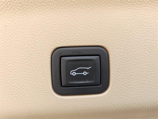 Used 2024 Cadillac Escalade Premium Luxury w/ Performance Package AWD/4WD image 36