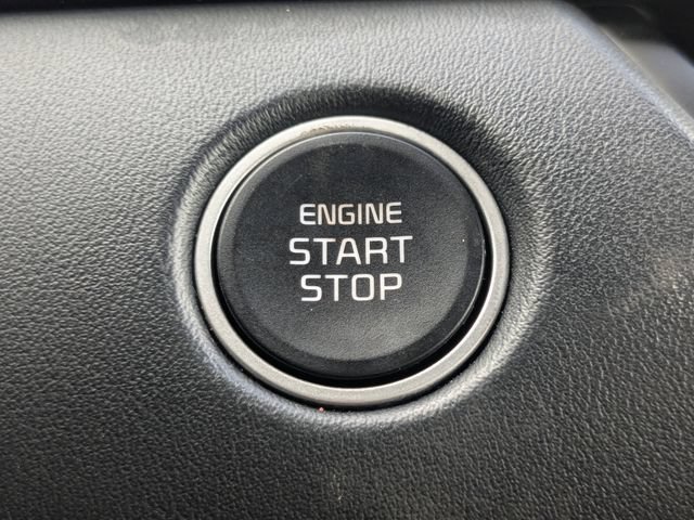 Certified 2025 Kia Seltos EX AWD/4WD image 32