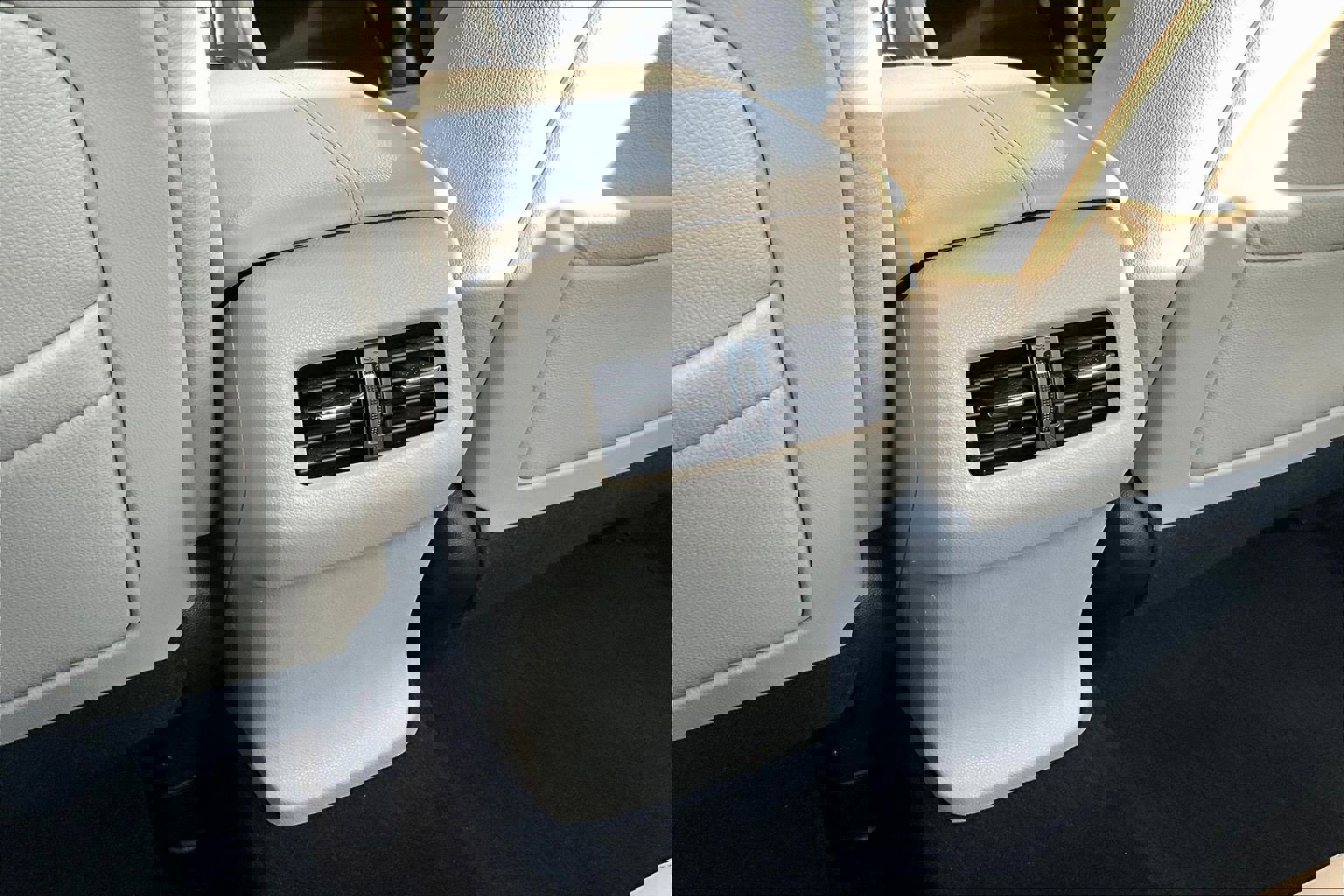 Used 2013 Honda Accord EX-L image 25