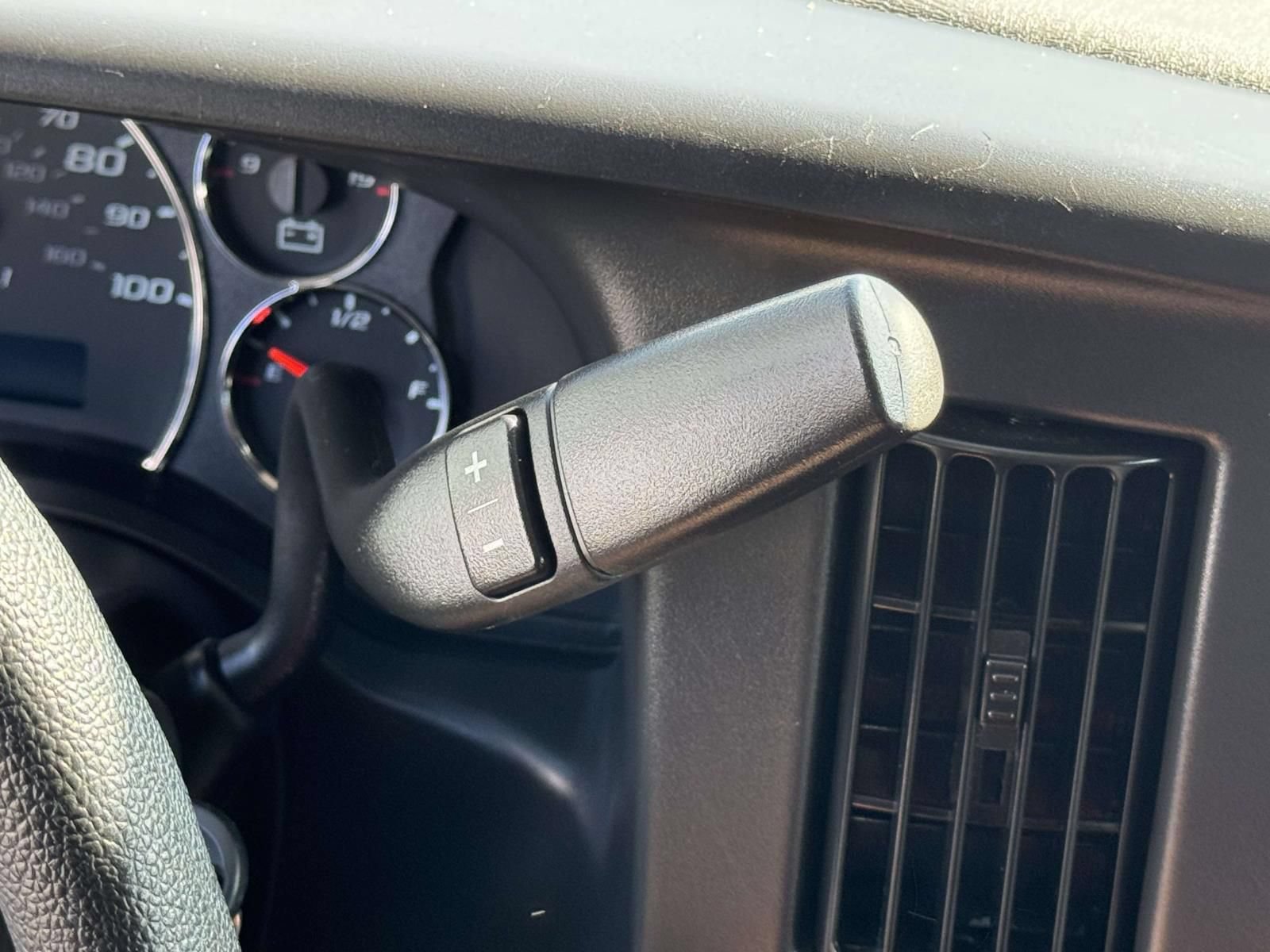 Used 2025 Chevrolet Express 2500 w/ Driver Convenience Package RWD image 7