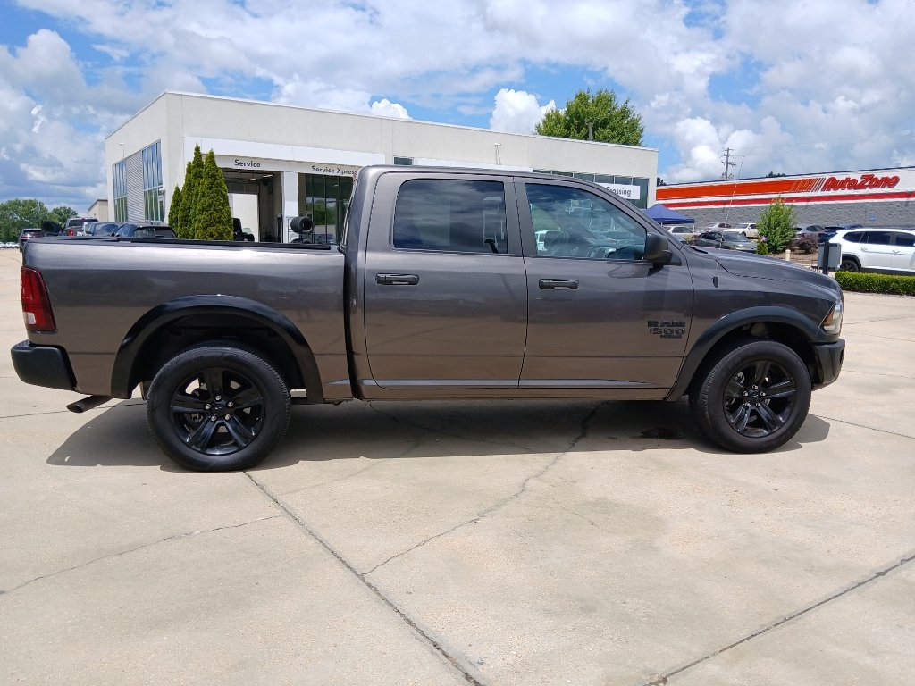 Used 2024 RAM 1500 Warlock AWD/4WD image 19
