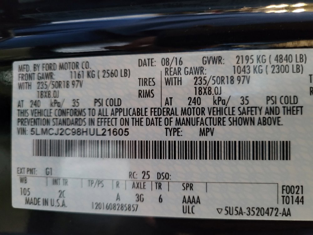 Used 2017 Lincoln MKC Select w/ Select Plus Package FWD image 33