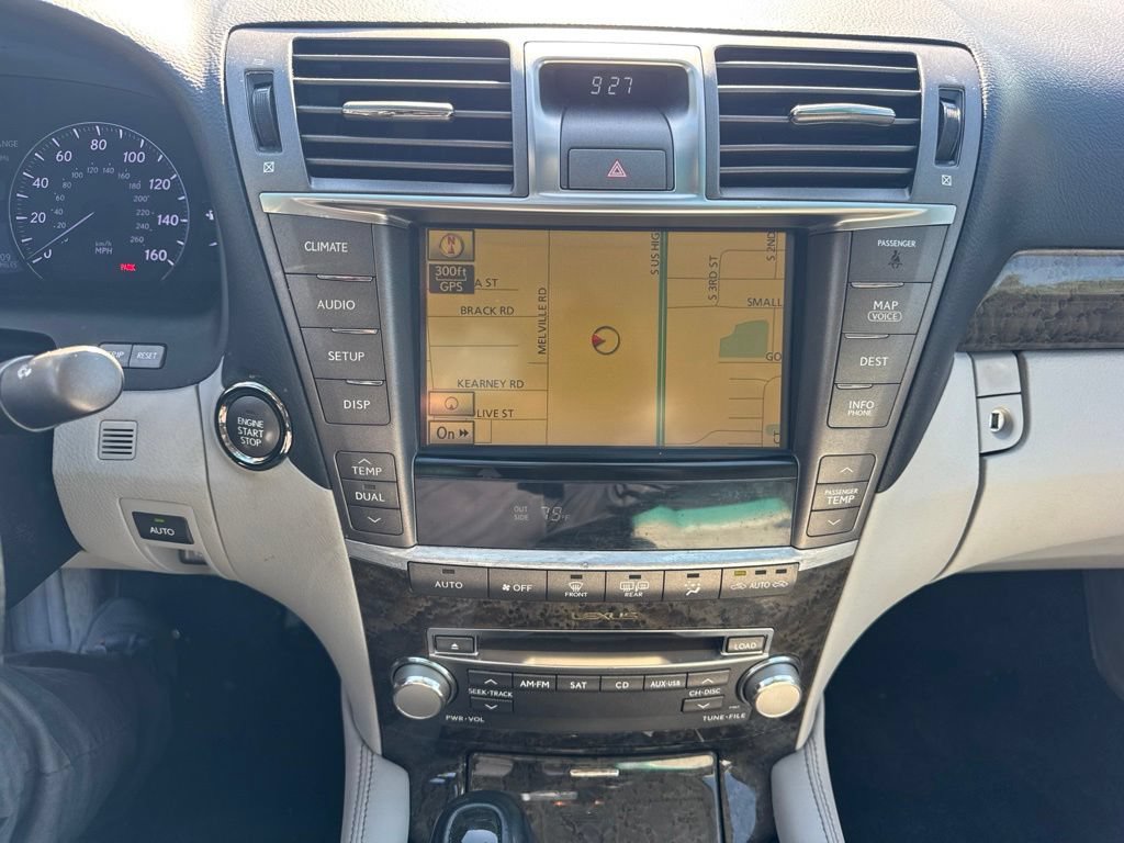 Used 2010 Lexus LS 460 RWD image 12
