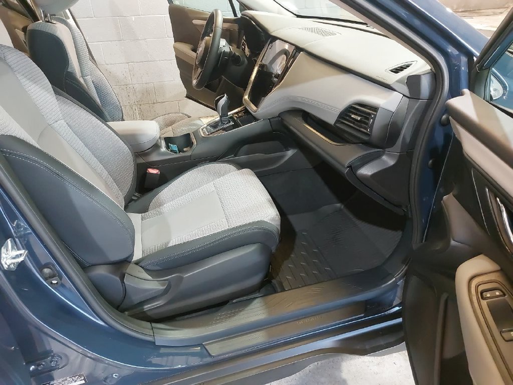 Certified 2025 Subaru Outback Premium w/ Popular Package #1A AWD/4WD image 10