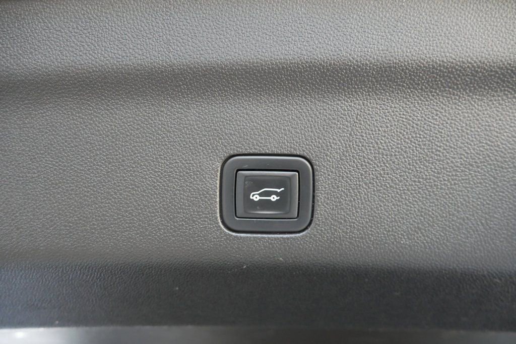 Used 2021 Chevrolet Tahoe LT image 28