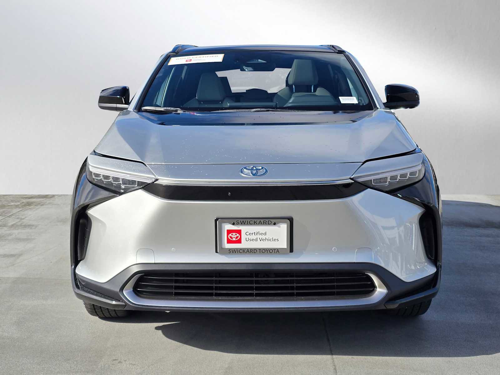 Certified 2025 Toyota bZ4X AWD image 2