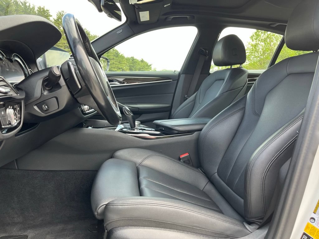 Used 2018 BMW 530i xDrive AWD/4WD image 14