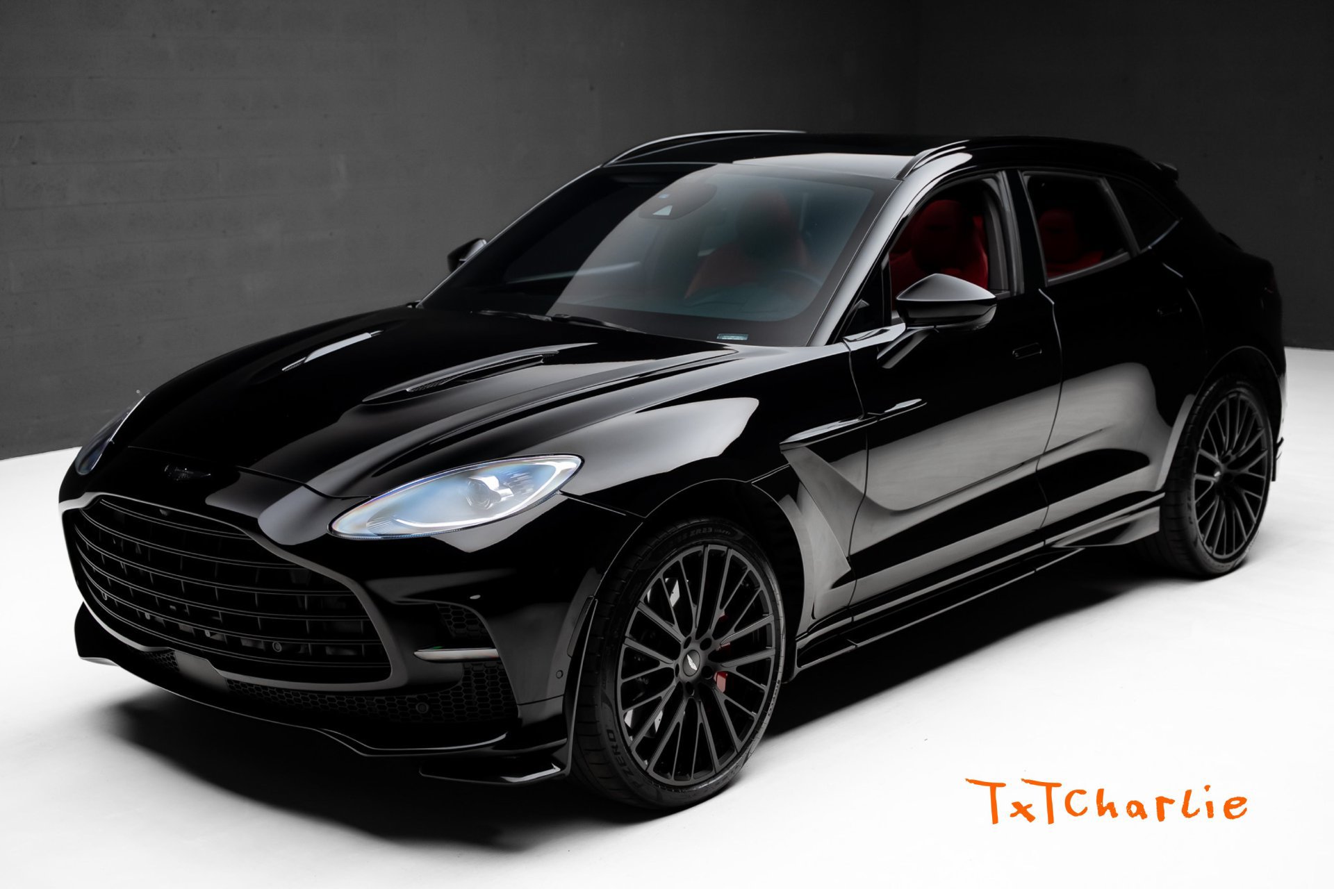Used 2023 Aston Martin DBX 707