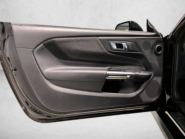 Used 2025 Ford Mustang GT RWD image 18