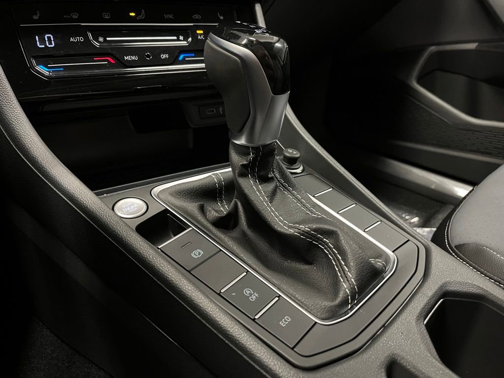 New 2025 Volkswagen Jetta SE image 14