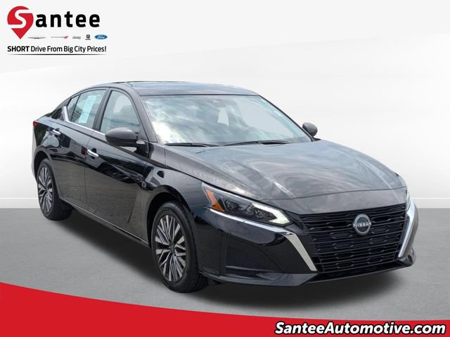 Used 2025 Nissan Altima 2.5 SV