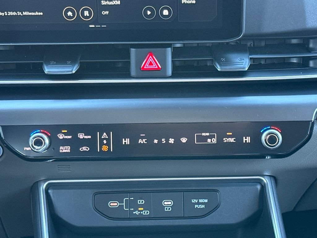 New 2026 Kia Carnival FWD image 24