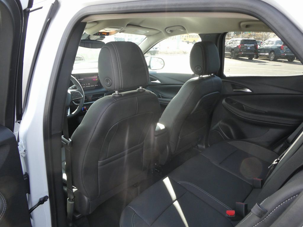 New 2026 Buick Encore GX Preferred w/ Comfort Package AWD/4WD image 26