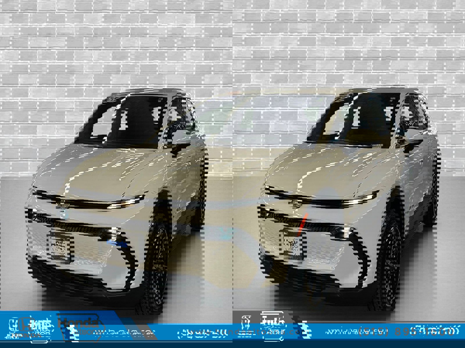 Used 2025 Chevrolet Equinox EV LT w/ Comfort Package image 1