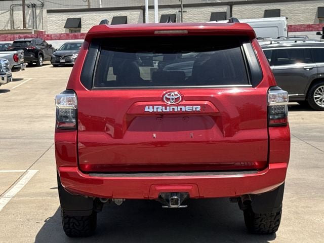 Used 2022 Toyota 4Runner SR5 Premium w/ Moonroof Package AWD/4WD image 5